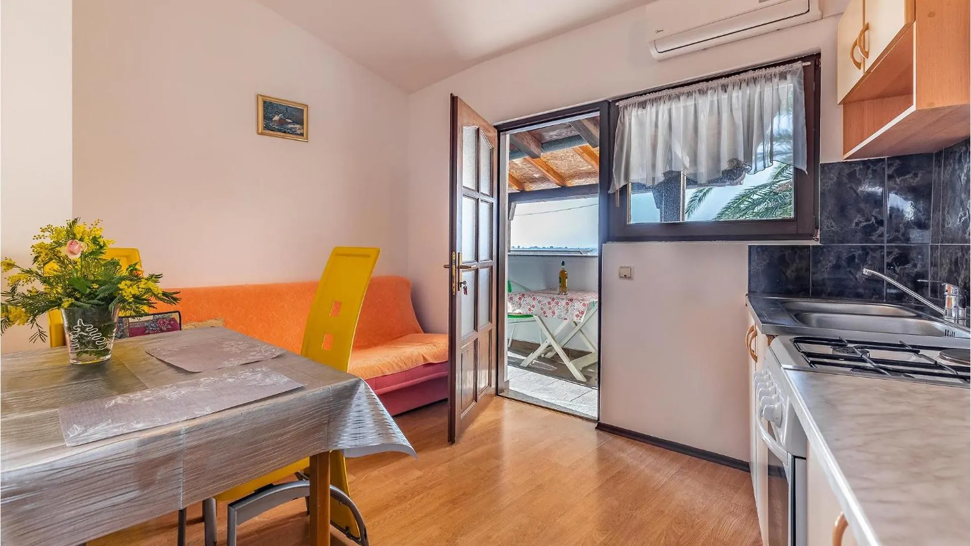 1 Bedroom Awesome Apartment In Liznjan
