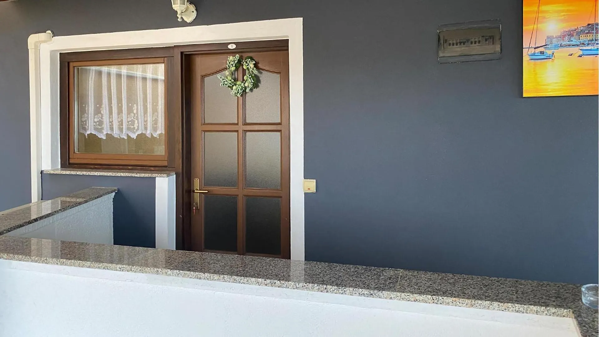 1 Bedroom Awesome Apartment In Ližnjan